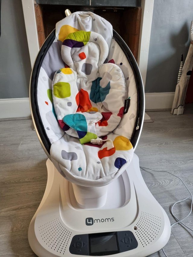 Preview of the first image of 4moms Mamaroo baby swing/rocker.