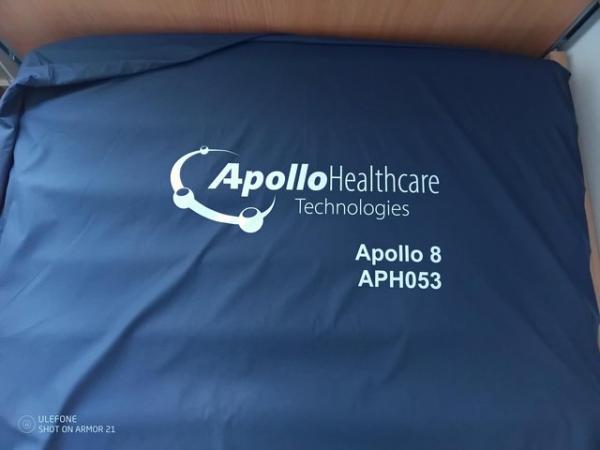 Image 2 of Apollo eight air mattress with pump under a year old old
