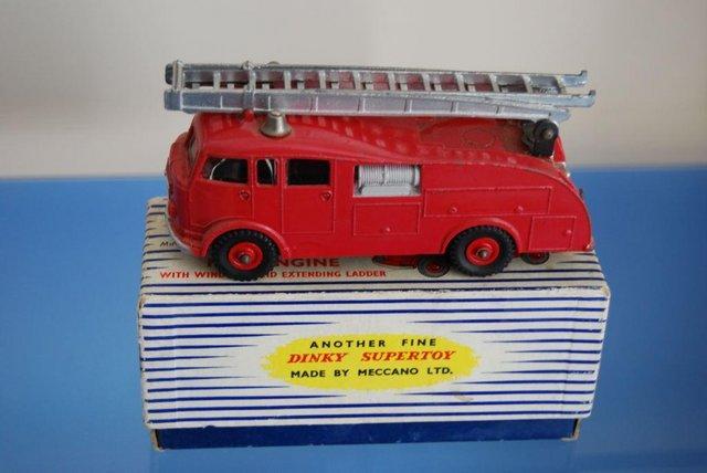 Preview of the first image of Dinky Supertoys 955 Fire engine with box.