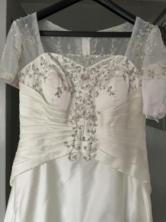 Image 1 of Wedding dress size 12 . Cream dress