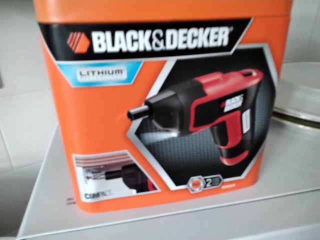 Preview of the first image of BLACK & DECKER SCREWDRIVER.