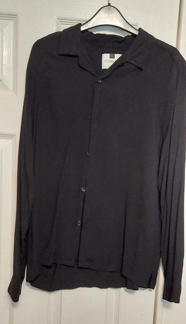 Preview of the first image of Topman mens smart black long sleeved shirt size small.