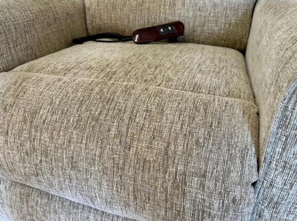 Image 5 of WILLOWBROOK ELECTRIC RISER RECLINER GREY CHAIR ~ CAN DELIVER