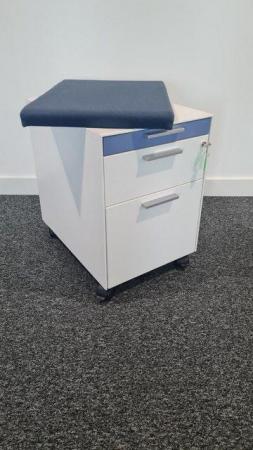 Image 7 of Office contrast white/coloured gloss 3 under desk drawers