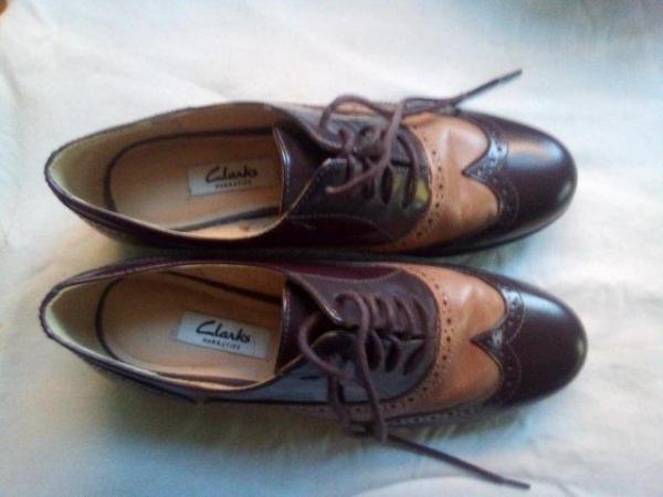Image 1 of Clarks two-tone lace-up women;s shoes. Size 4.5 D