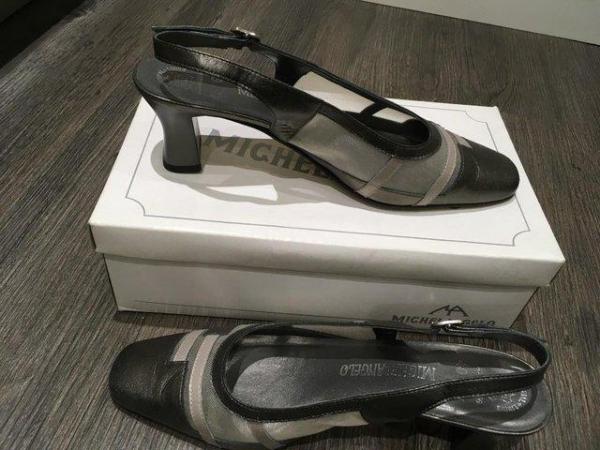 Image 1 of Ladies slingback leather sandals
