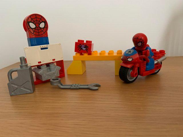 Preview of the first image of Lego Duplo Spider-Man motorbike set.