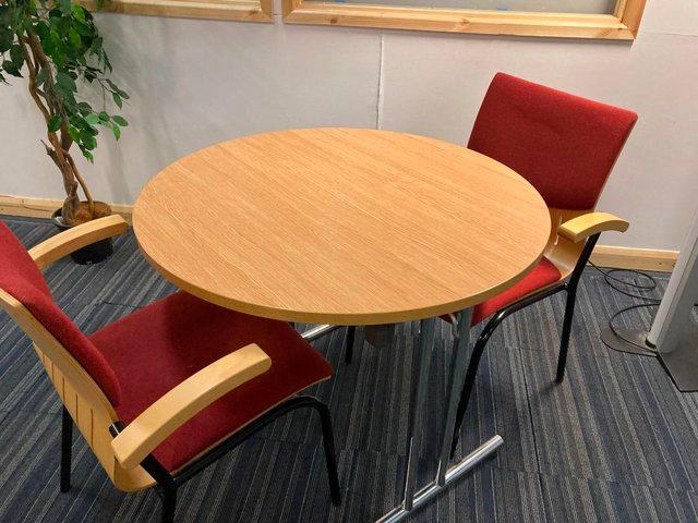 Preview of the first image of Wooden Foldable circular office/meeting/boardroom table.