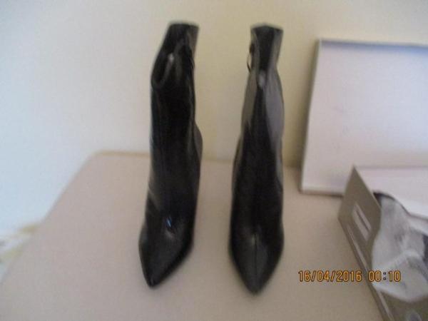 Image 2 of Brand New Ladies Boots - size 3
