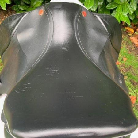 Image 19 of Kent and Masters 17 inch flat back saddle