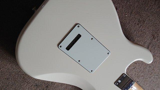 Image 5 of Fender Stratocaster Mexican - White/Cream