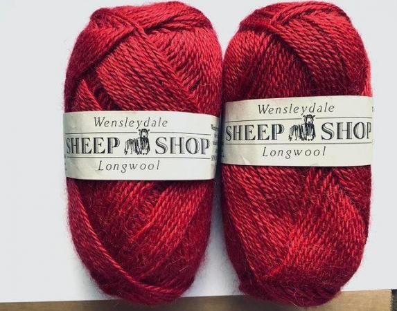 Image 2 of Red Wensleydale Longwool Aran Yarn, 100 gram Balls, 900 gms.