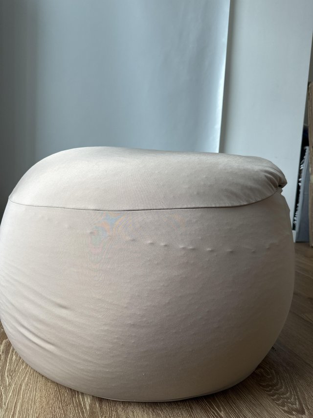 Preview of the first image of The pod bean bag, 1 year old, new like condition.