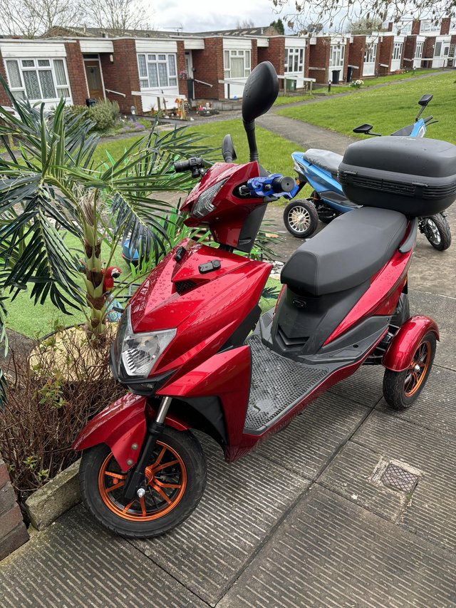 Preview of the first image of Modern Style Mobility Scooter pavement and road legal.