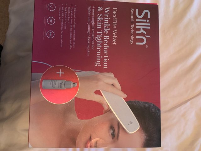 Preview of the first image of Silk'n FaceTite Velvet anti-aging device.