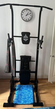 Image 1 of Pull up bar power tower