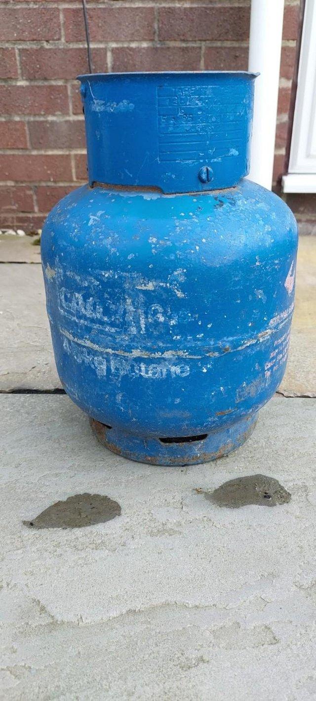 Preview of the first image of A empty camping calar gas bottle.