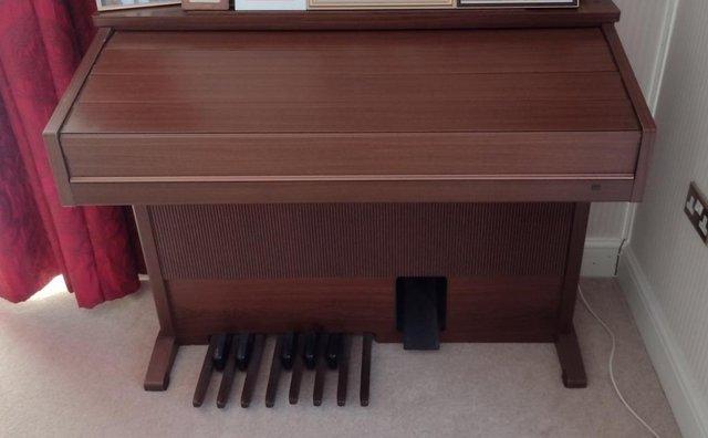 Preview of the first image of Electronic Organ for free pick up.