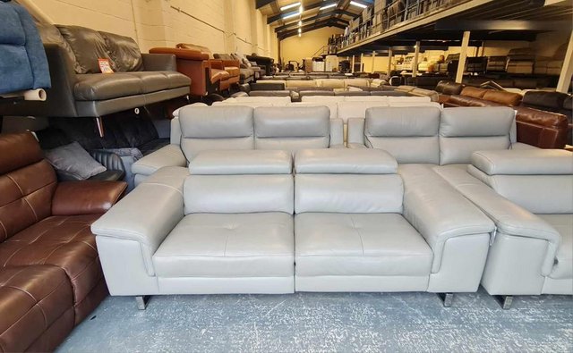 Image 12 of Italian Lucio grey leather electric pair of 3 seater sofas