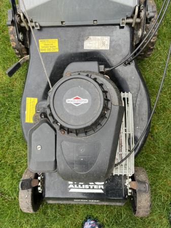 Image 2 of Petrol lawn mower self propelled