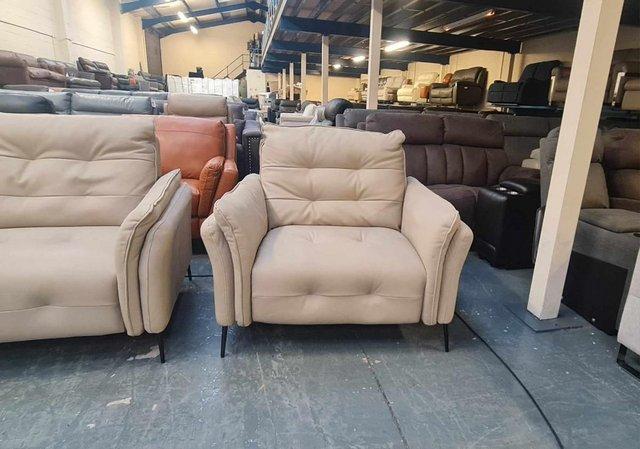 Image 16 of Bolzano cream leather 3+2 seater sofas and armchair