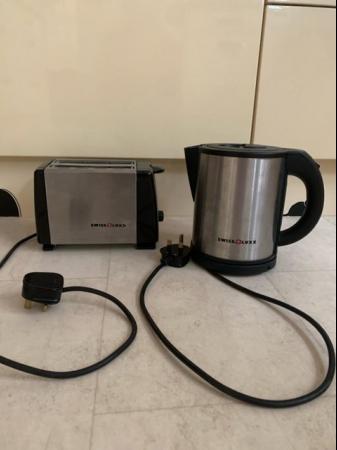 Image 1 of Swiss Luxx kettle and toaster