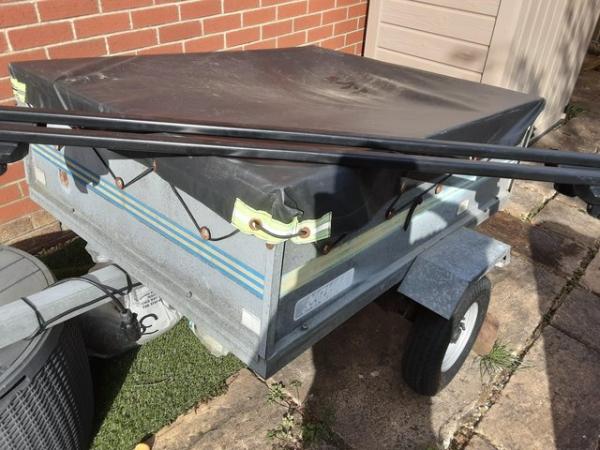 Image 1 of Thule roof bars as new condition