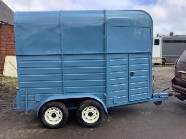 Image 17 of Horse trailer brand new conversion catering gin bar