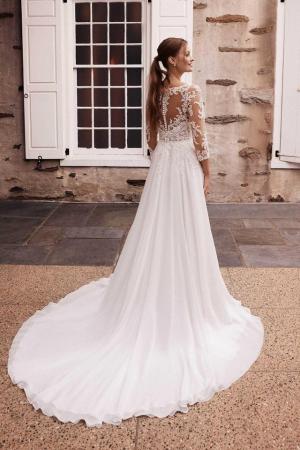 Image 2 of Lace sleeved Justin Alexander Serenity 44266 wedding dress