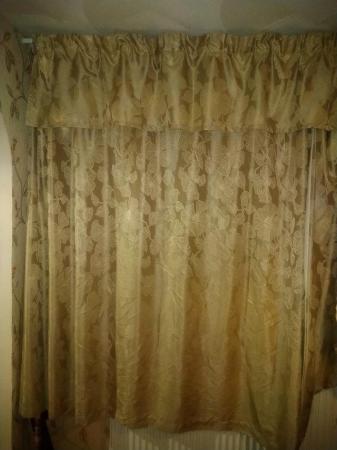 Image 1 of Beautiful curtains light in gold (lined) + matching top pen.