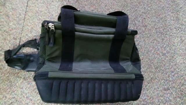 Preview of the first image of Green Fishing bag Crivit Outdoor.