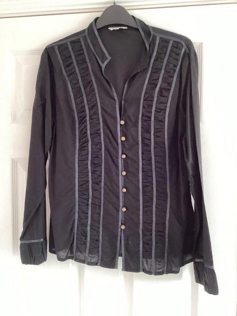 Preview of the first image of M and Co Ladies Black Dressy blouse size 16.