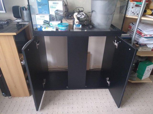 Preview of the first image of 80 litre Fish Tank with accesories includes Cabinet.