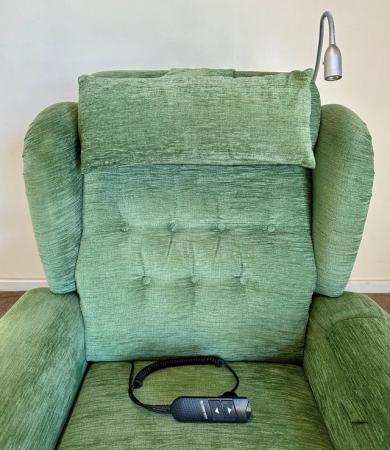 Image 18 of LUXURY ELECTRIC RISER RECLINER GREEN CHAIR ~ CAN DELIVER