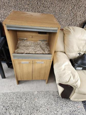 Image 3 of VIVARIUM WITH BOTTOM CUPBOARD AND LIGHT WITH CORN SNAKE
