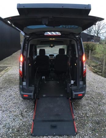Image 8 of FORD TOURNEO CONNECT WINDOW VAN SWB WHEELCHAIR ACCESS RAMP