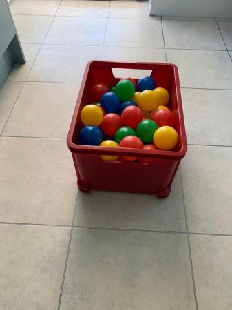 Image 2 of Multicoloured plastic ball pool balls