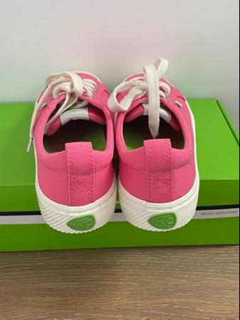 Image 2 of CARIUMA Pink Canvas Shoes Size 4.5