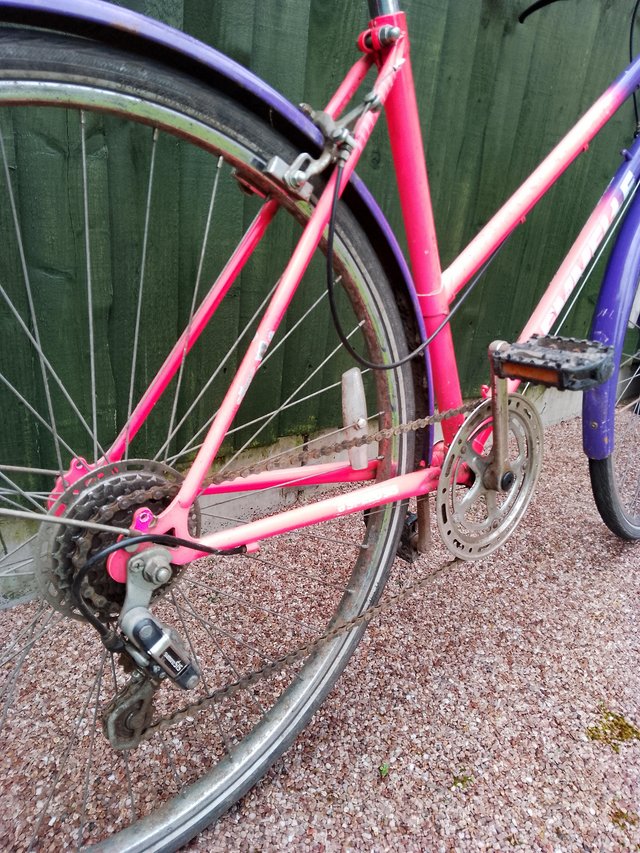 Preview of the first image of Ladies Bike - Emmelle Hyperglide.