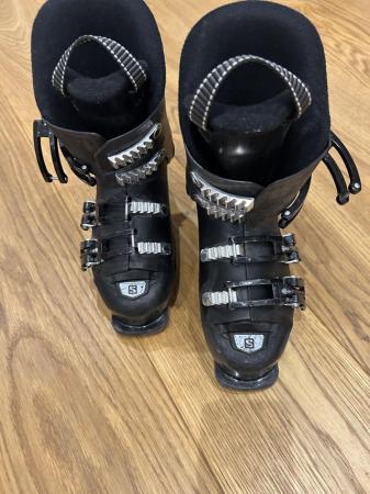 Image 2 of Salomon ski boots for a 30-31 shoe size