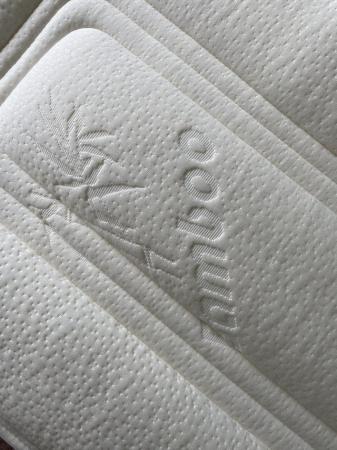 Image 1 of Bed base and high quality mattress