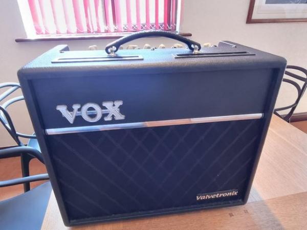 Image 1 of Vox VT20 Modelling Guitar Amplifier