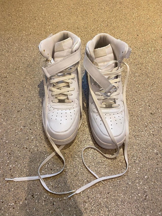Preview of the first image of Men's Nike Air Force Trainers Size 13.