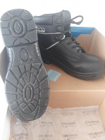 Image 3 of Brand new steel toe cap safety boots size 7uk
