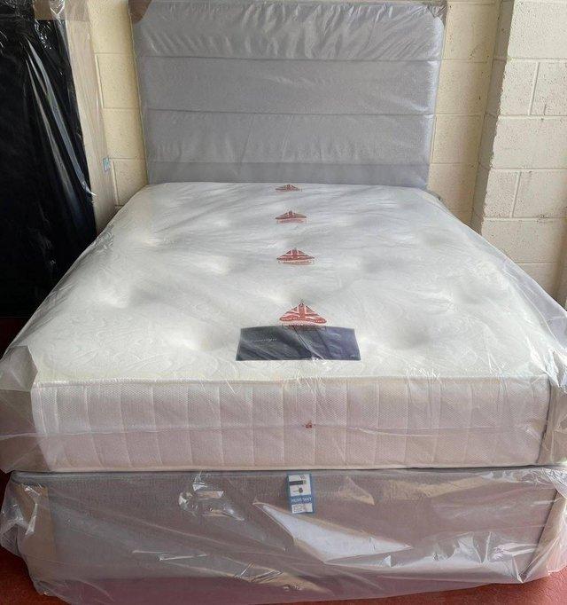 Preview of the first image of STAR BUY*** SOVEREIGN 1000 POCKET MEMORY DIVAN BED DEAL.