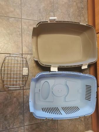 Image 3 of LARGE BLUE / BROWN PET CARRIER