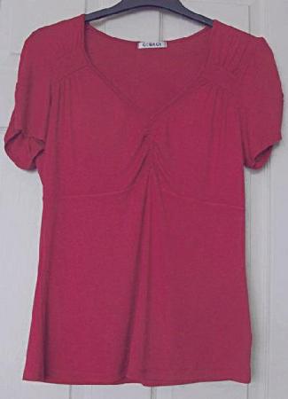 Image 1 of GORGEOUS WOMENS SHORT SLEEVE TOP BY GEORGE - SZ 14 B4