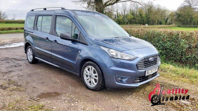 Image 12 of 2020 Ford Grand Tourneo Connect Automatic Wheelchair Access