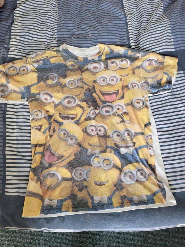 Preview of the first image of Despicable Me Minion Made T-Shirt Size XL.