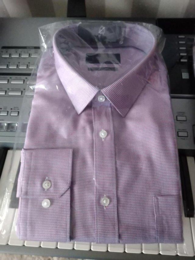 Preview of the first image of New purple shirt M&S 17:5 Collar.